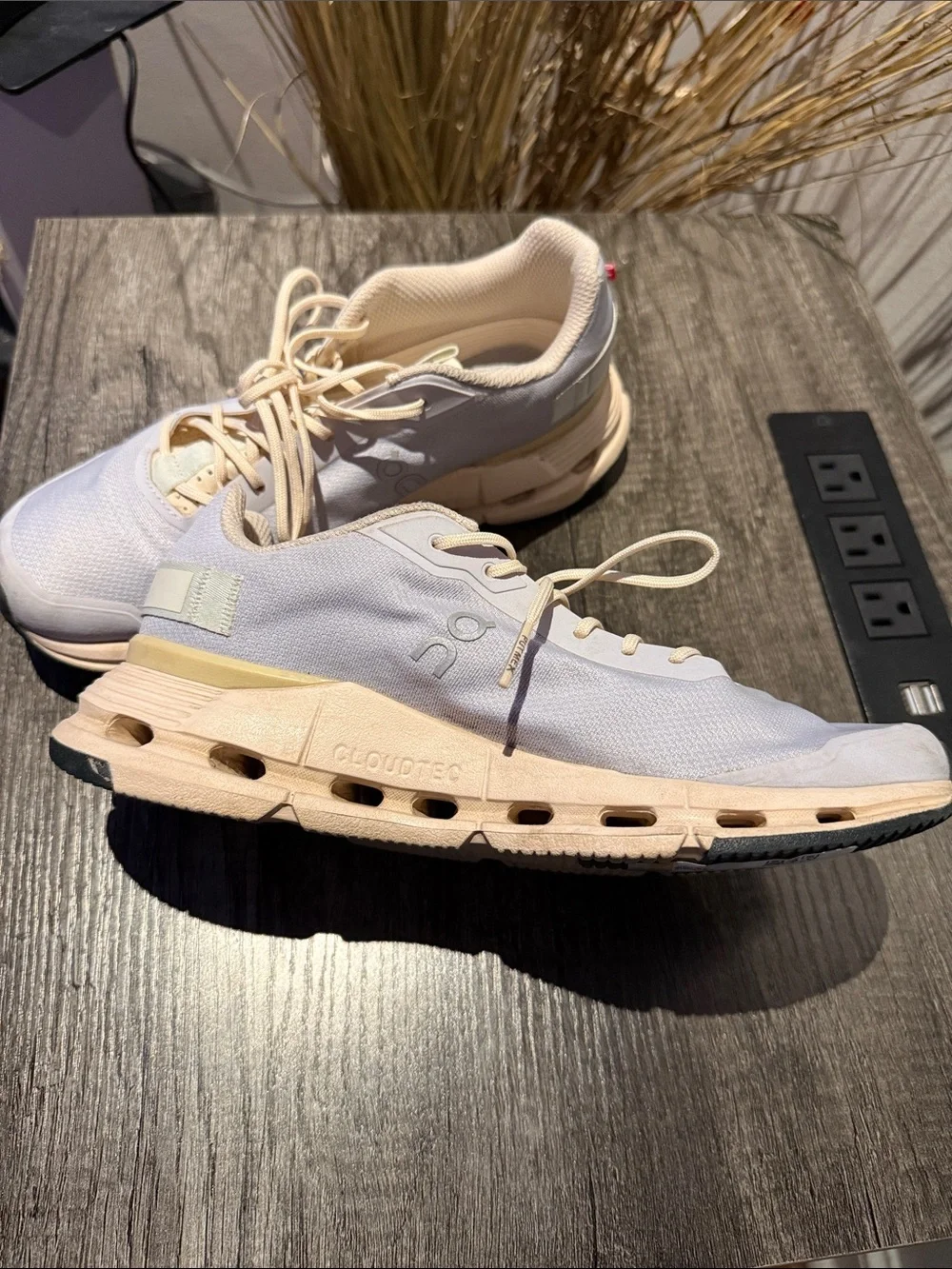 ON RUNNING CLOUDNOVA FORM - WOMEN'S SNEAKERS CLOUD SHOES LAVENDER-FAWN